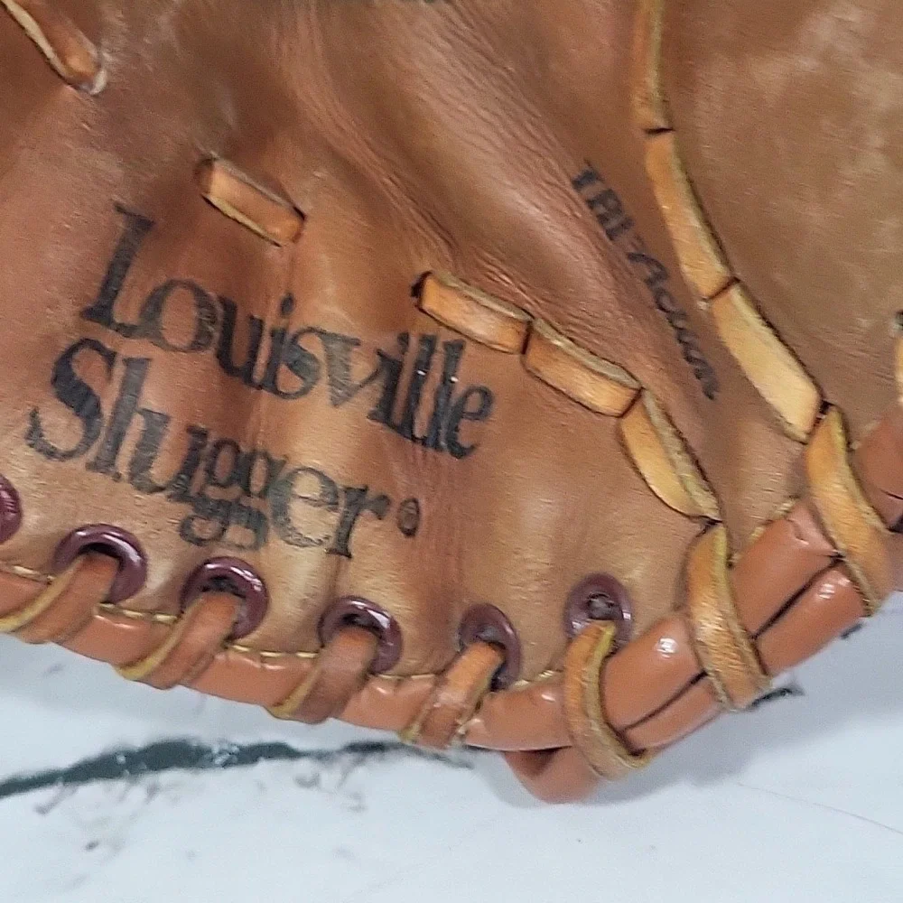 Louisville Slugger Graig Nettles Signature Model Baseball Softball Glove LSG26